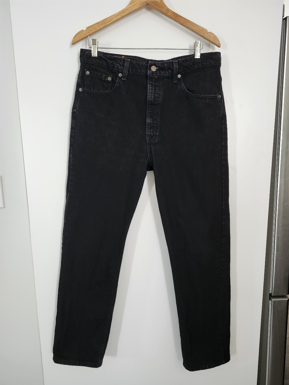 Vintage 90's LEVI'S 505 Regular Fit Straight Leg Black Size 36 (SEE MEASUREMENT)